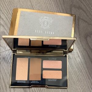 Bobbi Brown Bronzing Powder Palette take it to glow